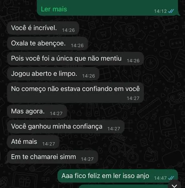 Mensagem de cliente dizendo que a tar&oacute;loga foi a &uacute;nica que n&atilde;o mentiu e que ganhou sua confian&ccedil;a.